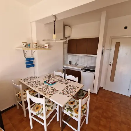 Bilocale Jet Village